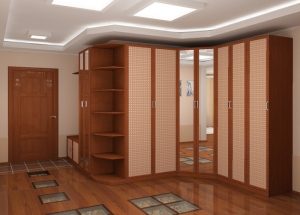 Купе возле стены и двери