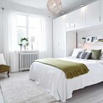 Белая спальня в интерьере