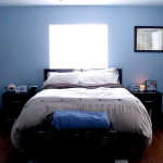 Интерьер спальни в синих тонах