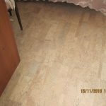 Использование пробкового пола в спальне