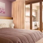 Используем перегородку в спальне