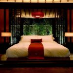 Как правильно оформить спальню в красном цвете