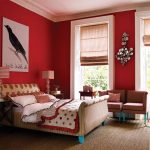 Красный цвет для спальни в доме