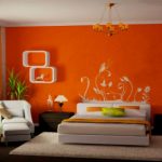 Насыщенная оранжевая спальня