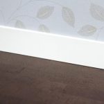 Плинтус в спальню