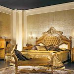 Стиль ампир в просторной спальне