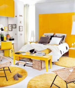 спальня в желтом цвете