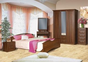 Дизайн спальни с полами из ламината
