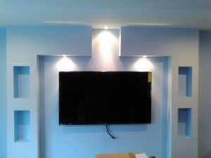 Гипсокартонный короб для телевизора