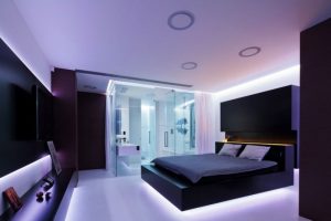 Идея оформления спальни в современном стиле хай-тек