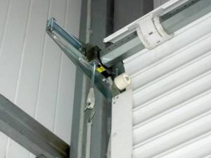Как работают автоматические жалюзи для дома