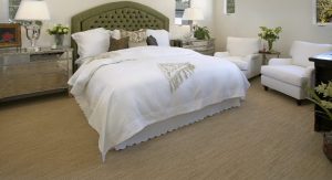 Ковровый противоскользящий пол для комфорта спальни