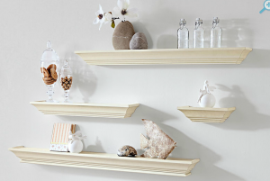 Необычные полки для спальни