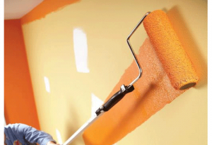 Окрашиваем стены в спальне правильно