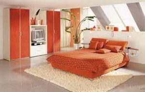 Оранжевый цвет для оформления интерьера спальни