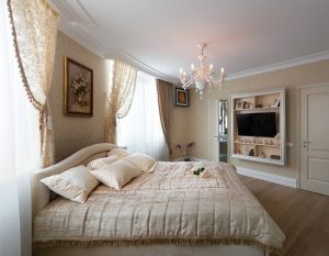 Полиуретановый плинтус в спальню