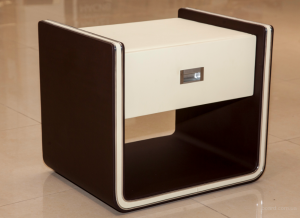 Прикроватная тумбочка в спальню