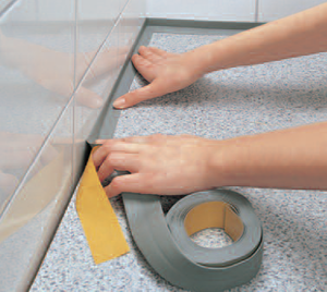 Современный плинтус для организации отделки в спальне