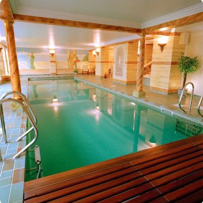 Крытые бассейны