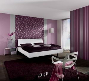 Спальня фиолетового цвета