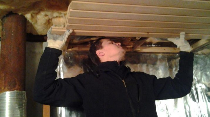 Утепление потолка в частном доме