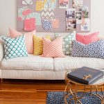 Как выбрать декоративные подушки для оформления квартиры