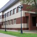 Поговорим об отделке фасадов зданий керамогранитом